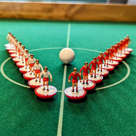 Subbuteo (@Subbuteo) .
